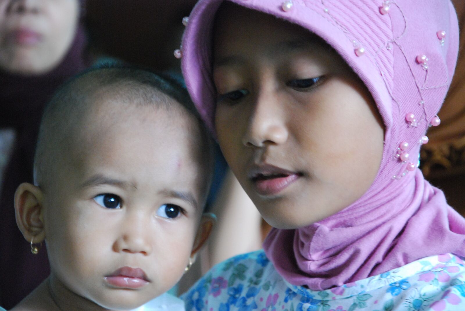 Nikon D80 sample photo. Woman, child, mother photography