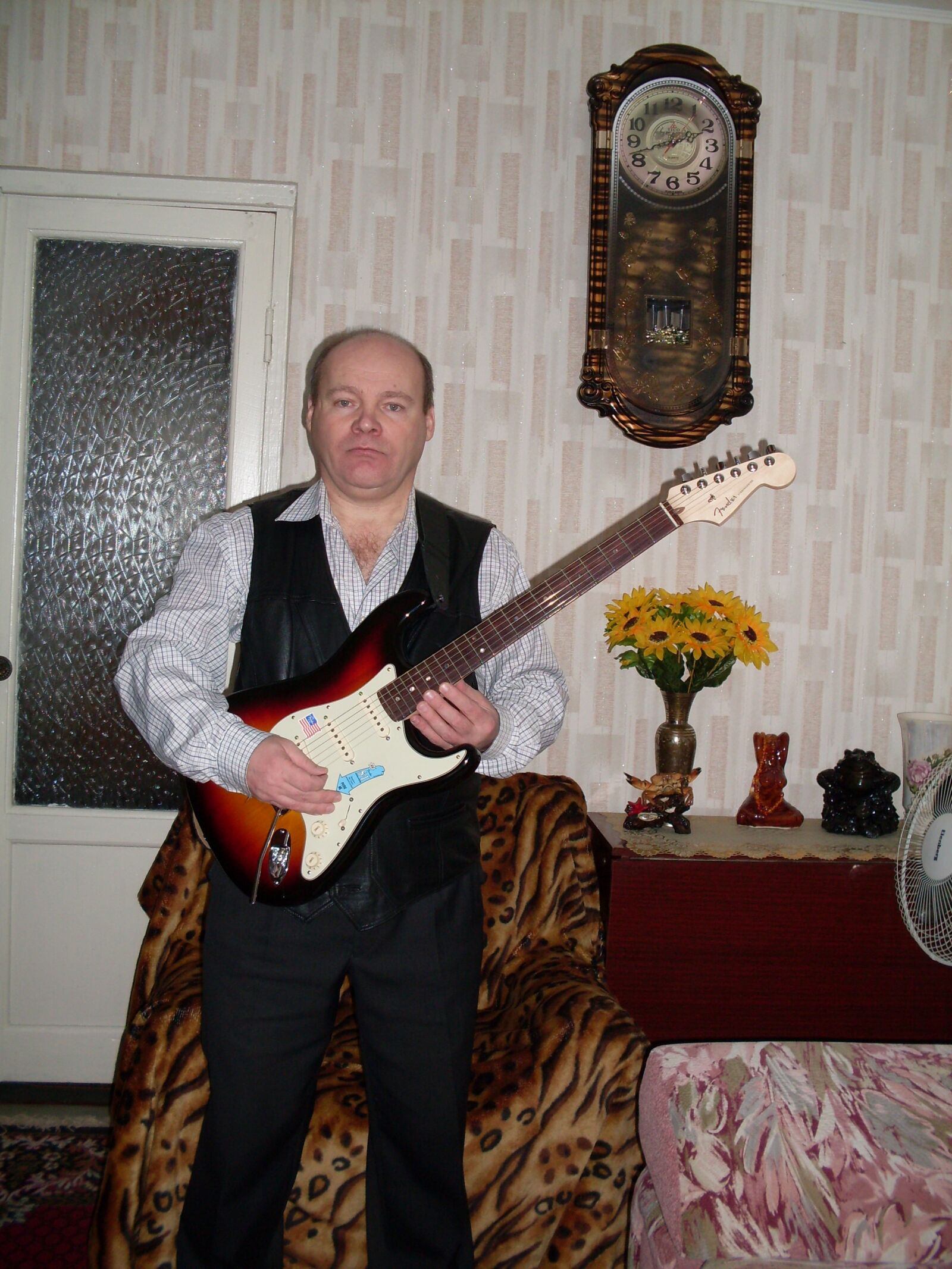 Samsung KENOX S760  / Samsung S760 sample photo. Electric guitar, fender stratocaster photography