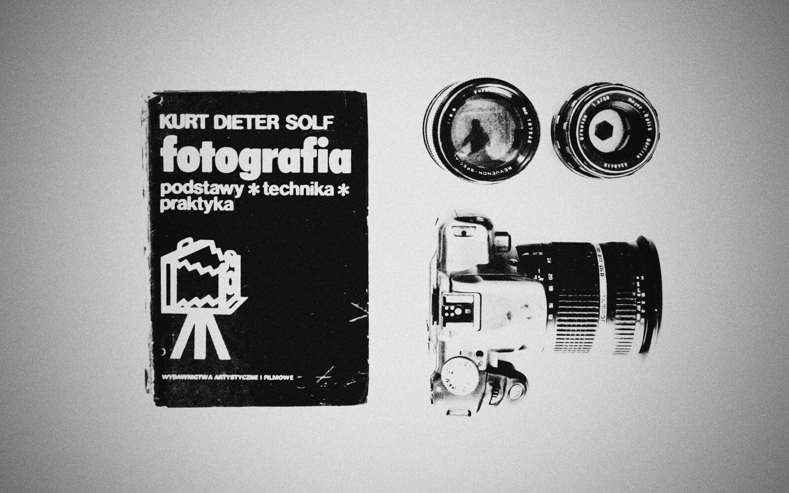 Canon EOS 600D (Rebel EOS T3i / EOS Kiss X5) sample photo. Book, lens, lenses, old photography