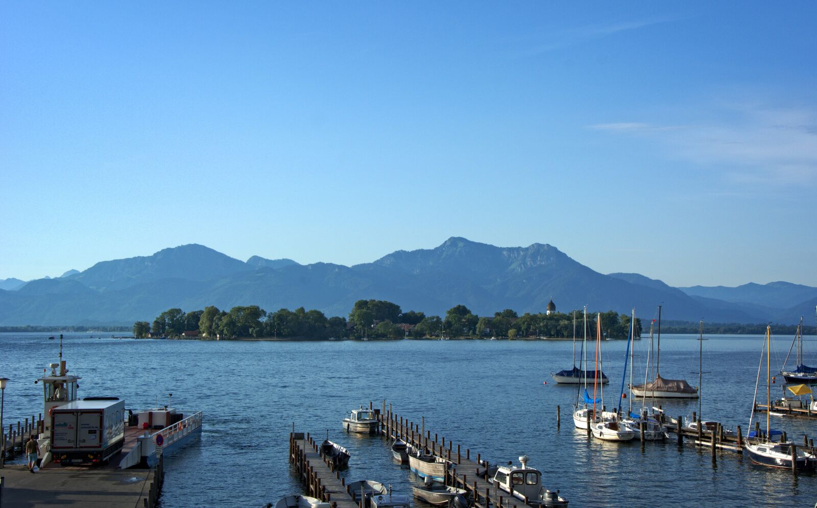 18.0-105.0mm f/3.5-f/5.6 sample photo. Landscape, chiemgau, chiemsee photography