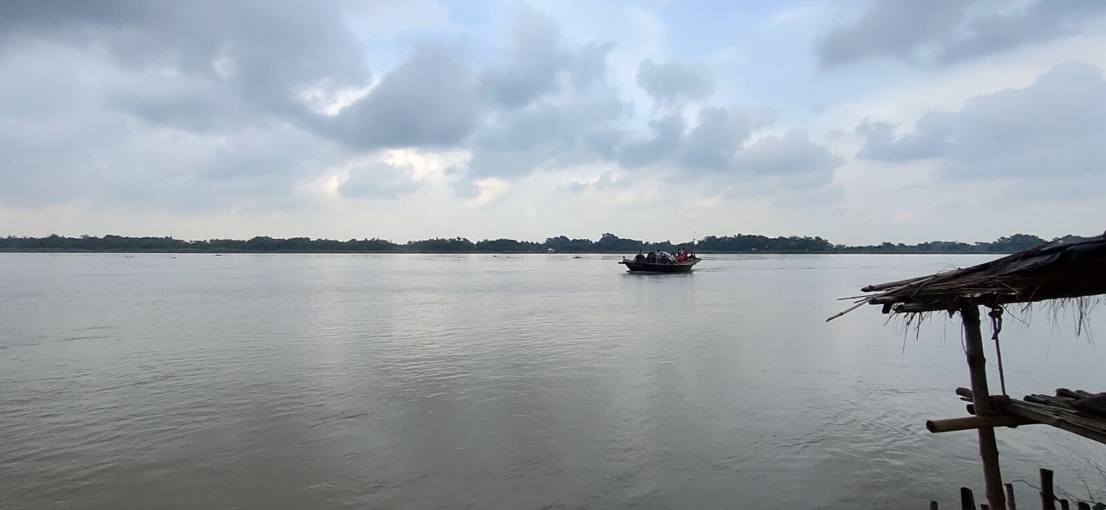 Realme XT sample photo. River, boat, ganga photography