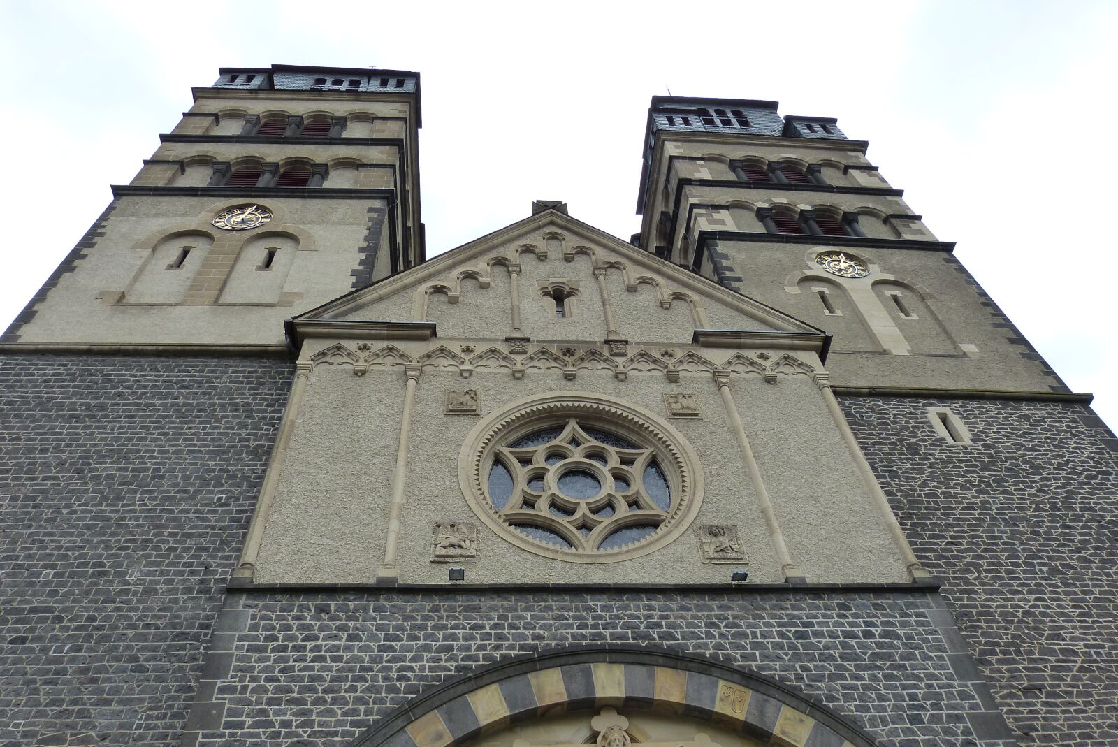 Panasonic Lumix DMC-FZ150 sample photo. Mosel, church, architecture photography