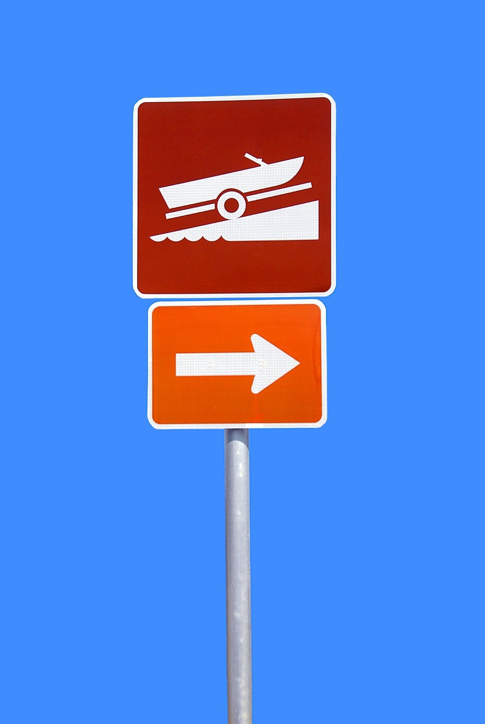 Nikon D200 sample photo. Boat ramp sign, sign photography