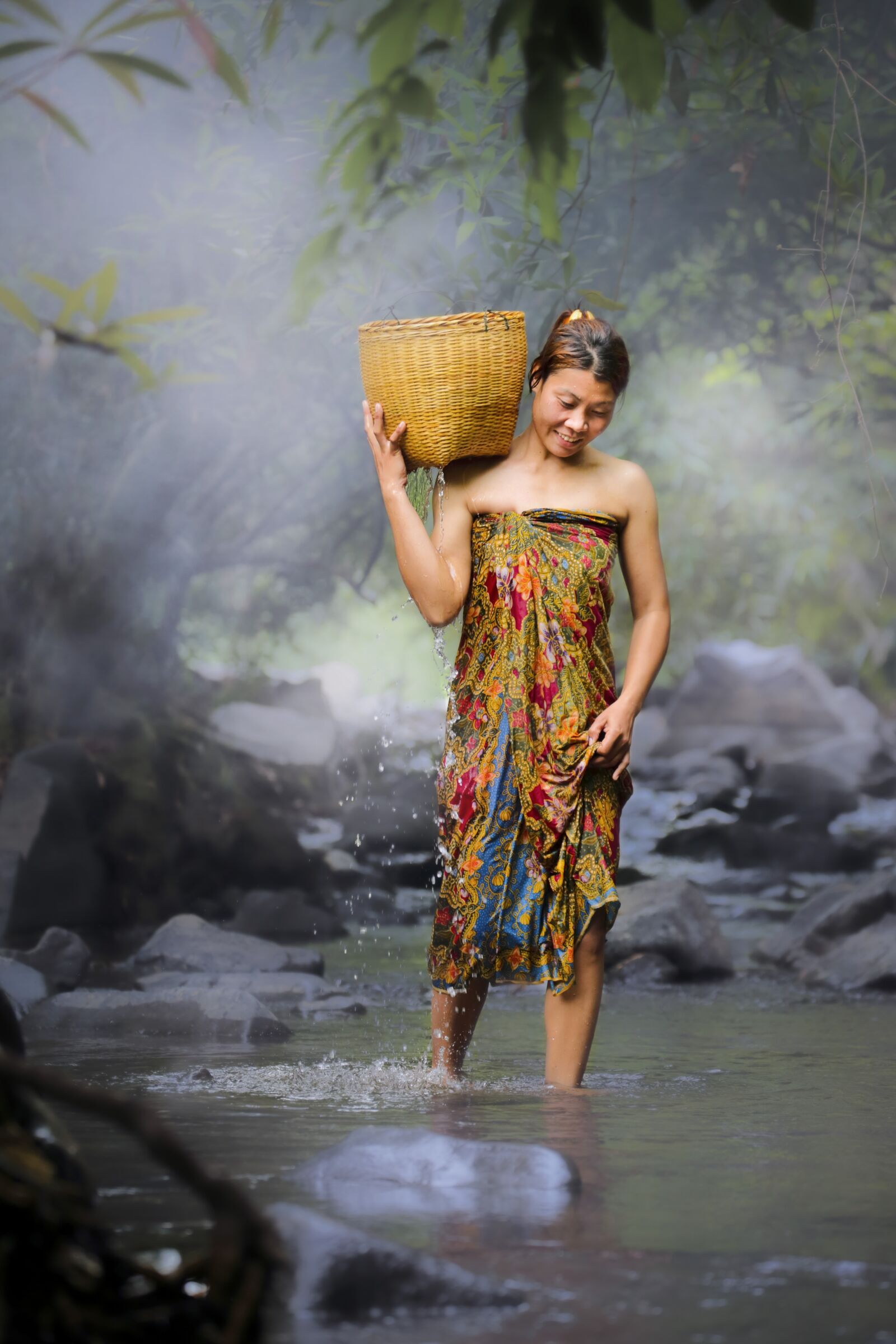 Canon EOS-1D X + Canon EF 70-300mm F4-5.6L IS USM sample photo. Woman, thai, culture photography