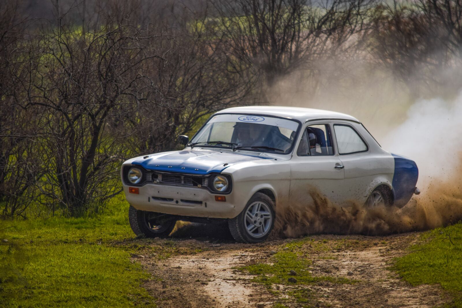 Nikon D3300 sample photo. Car, vehicle, hurry photography