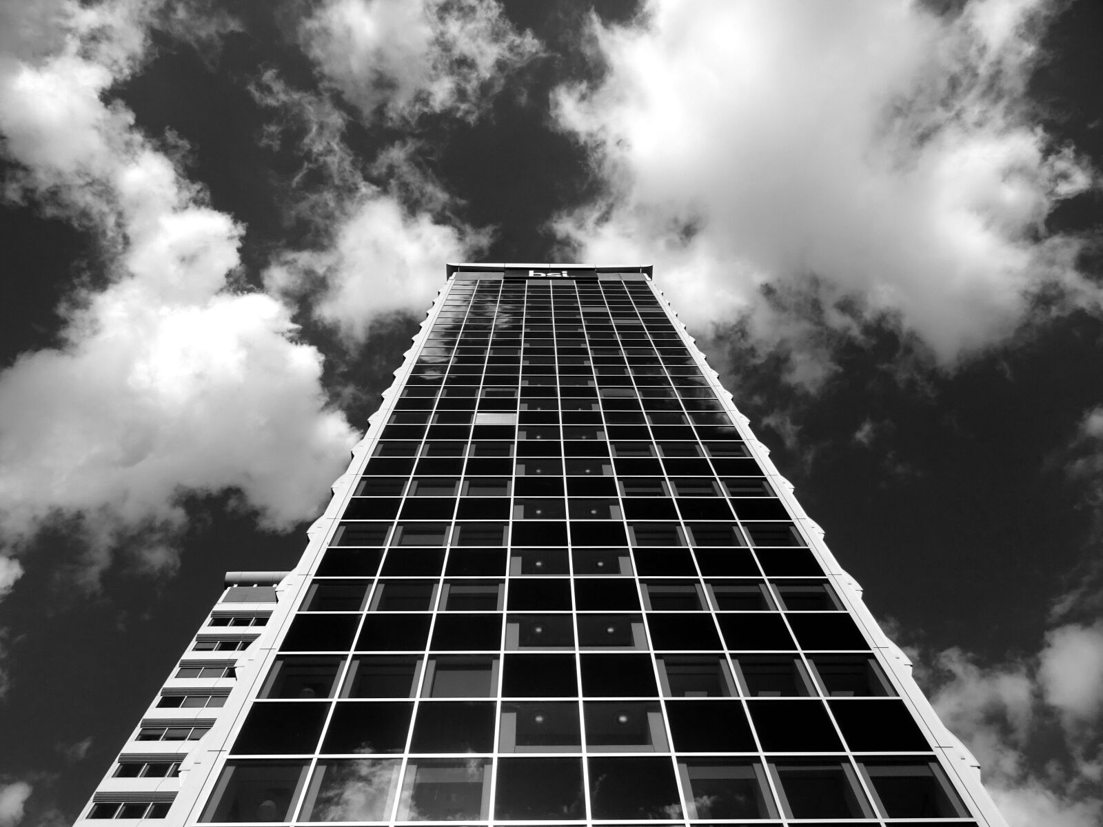 Sony DSC-HX60 sample photo. Architecture, black, and, white photography