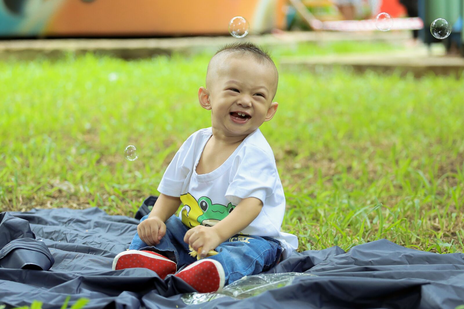 Canon EOS 6D + Canon EF 70-200mm F4L USM sample photo. Play, park, kid photography