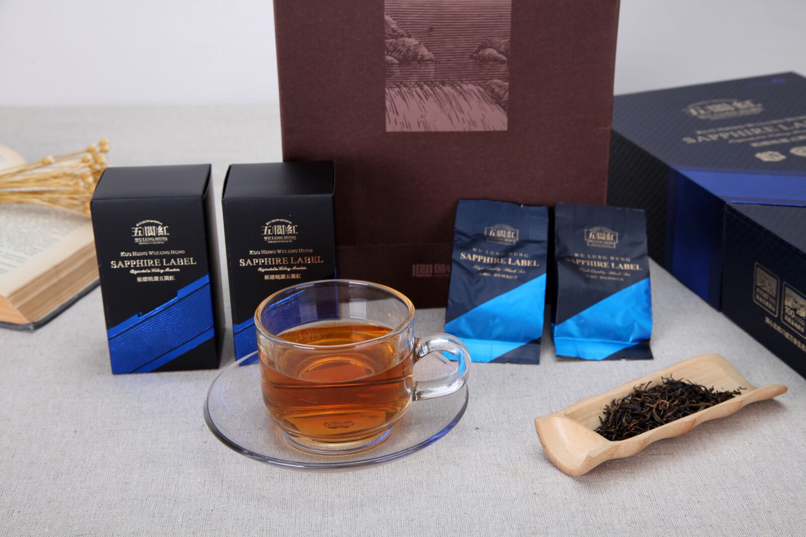 Canon EOS 5D Mark II sample photo. Tea, five lofty red photography