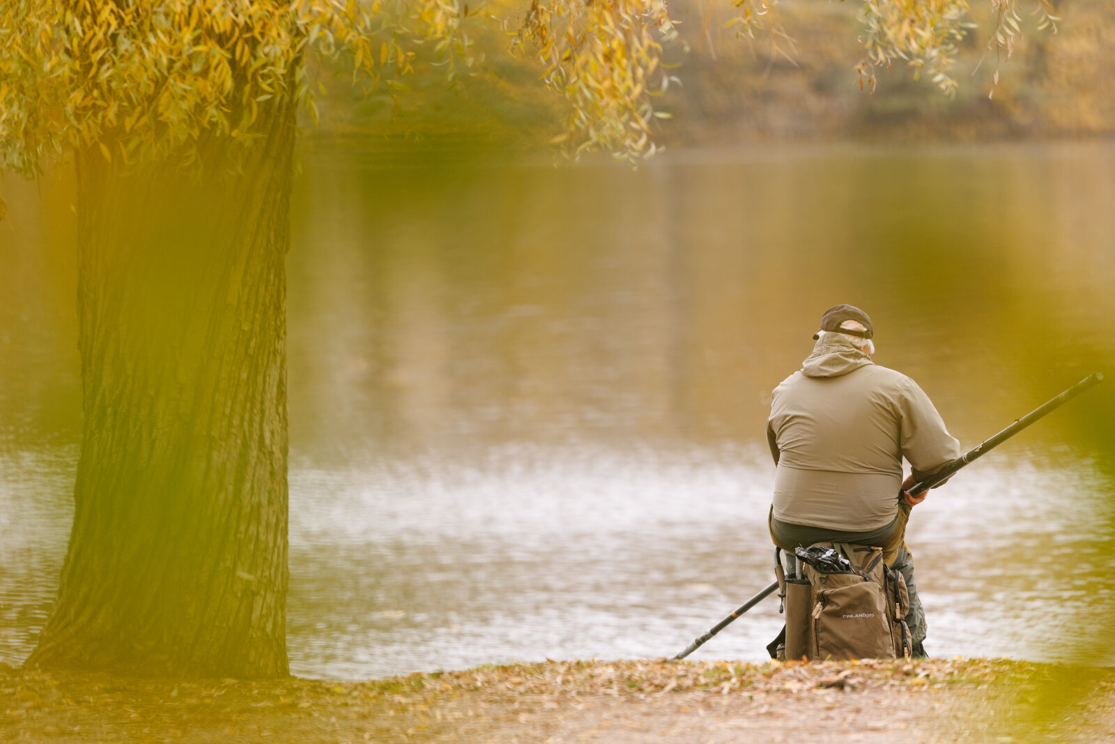 Canon EOS R1 sample photo. Fisher by the stream photography