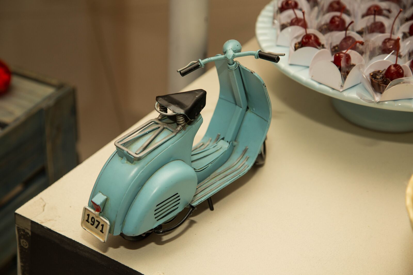 Canon EF 24-105mm F4L IS USM sample photo. Scooter, toy, decoration photography