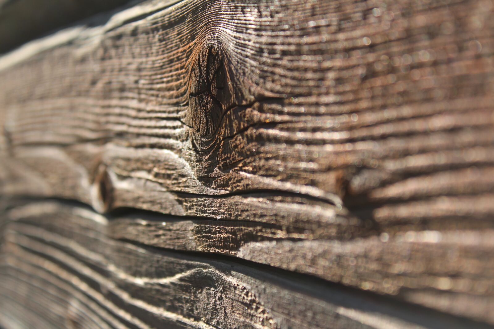Canon EOS 1300D (EOS Rebel T6 / EOS Kiss X80) sample photo. The background, old wood photography