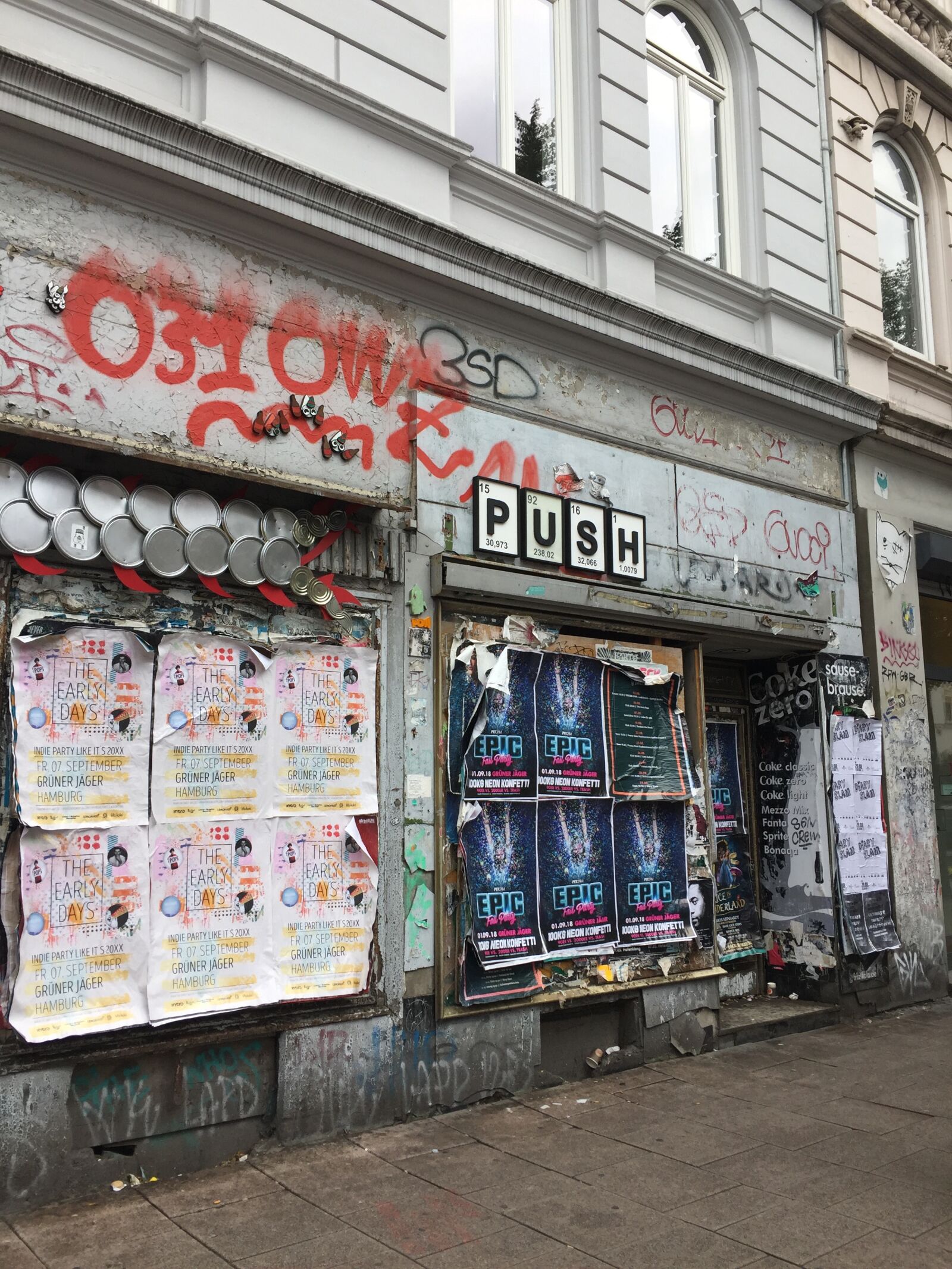 Apple iPhone 6 sample photo. Hamburg, tags, streetart photography