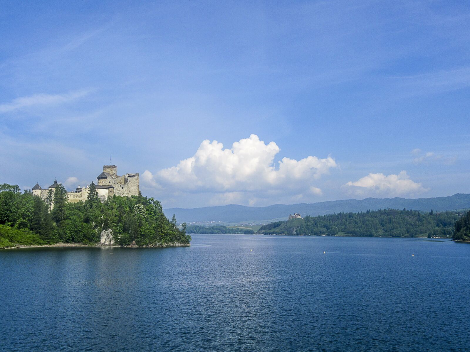 Canon PowerShot SX610 HS sample photo. Castle, landscape, water photography