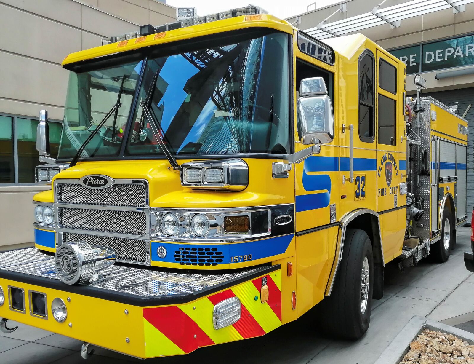 HUAWEI JSN-L21 sample photo. Usa, nevada, firefighter vehicle photography