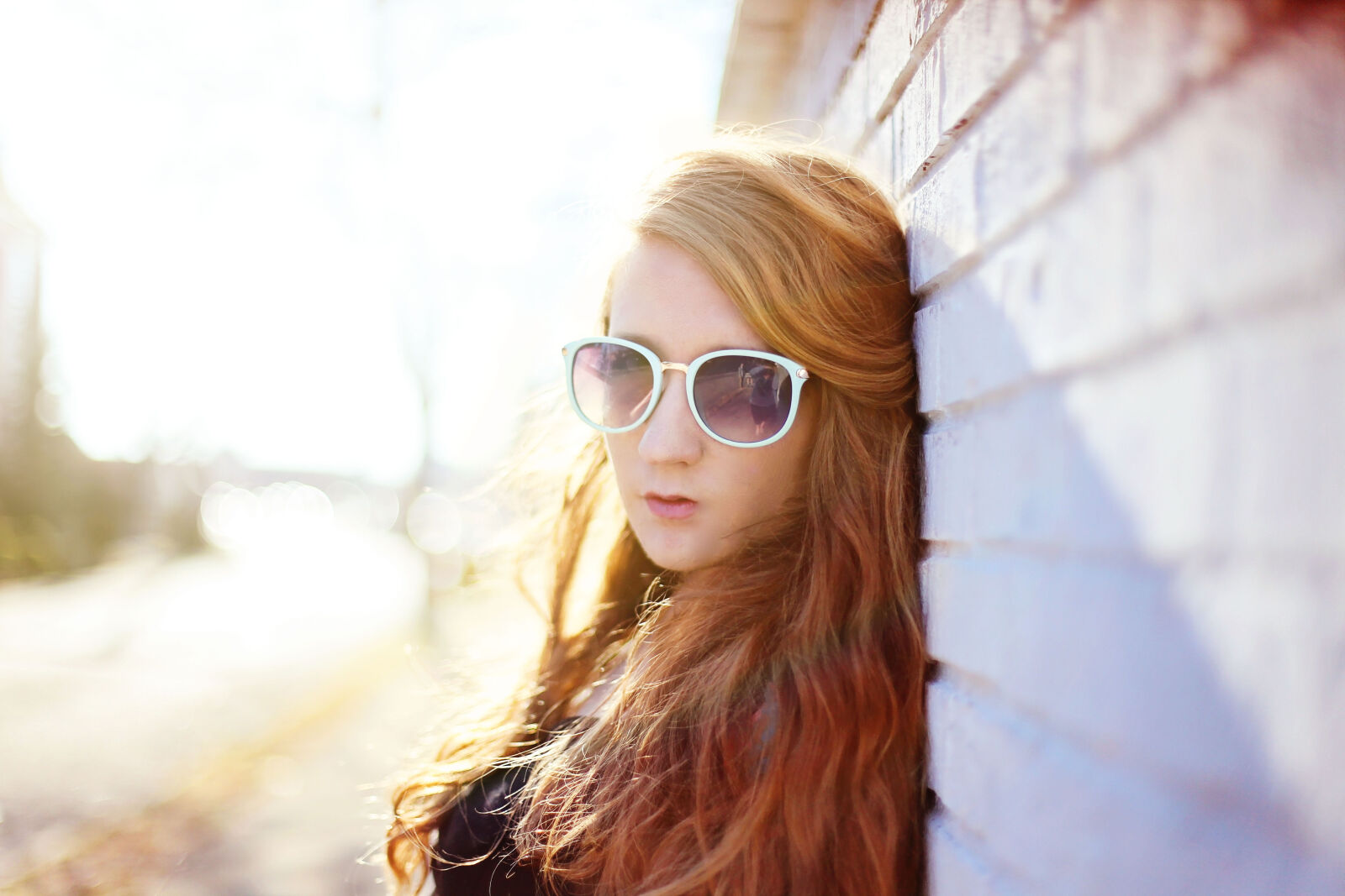 Canon EOS 5D Mark II sample photo. Blonde, blonde, hair, blur photography