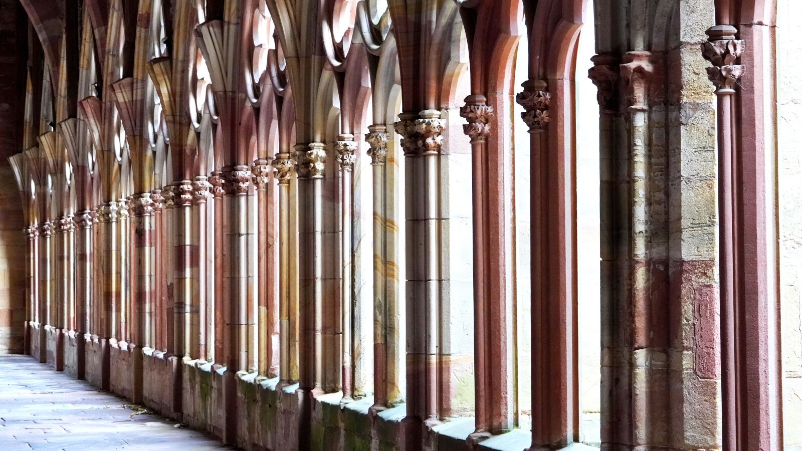 E 50mm F1.8 OSS sample photo. Monastery, cloister, columnar photography