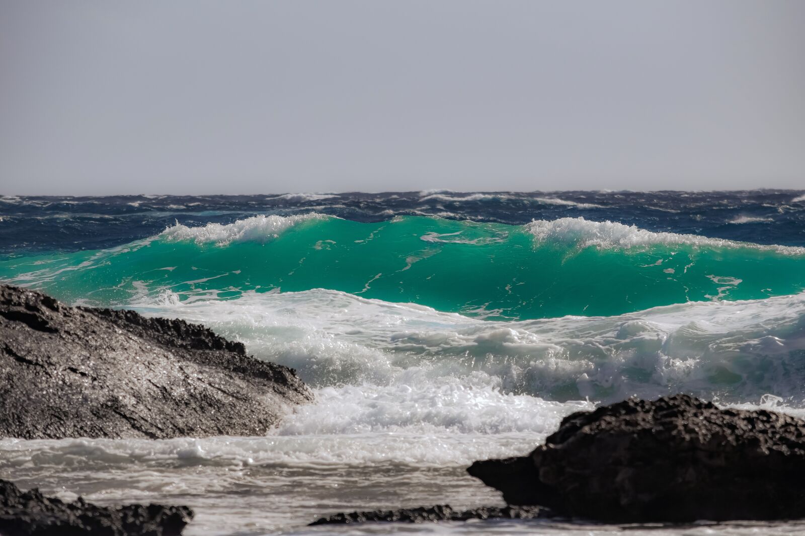 Nikon D3300 sample photo. Rocky coast, waves, crushing photography