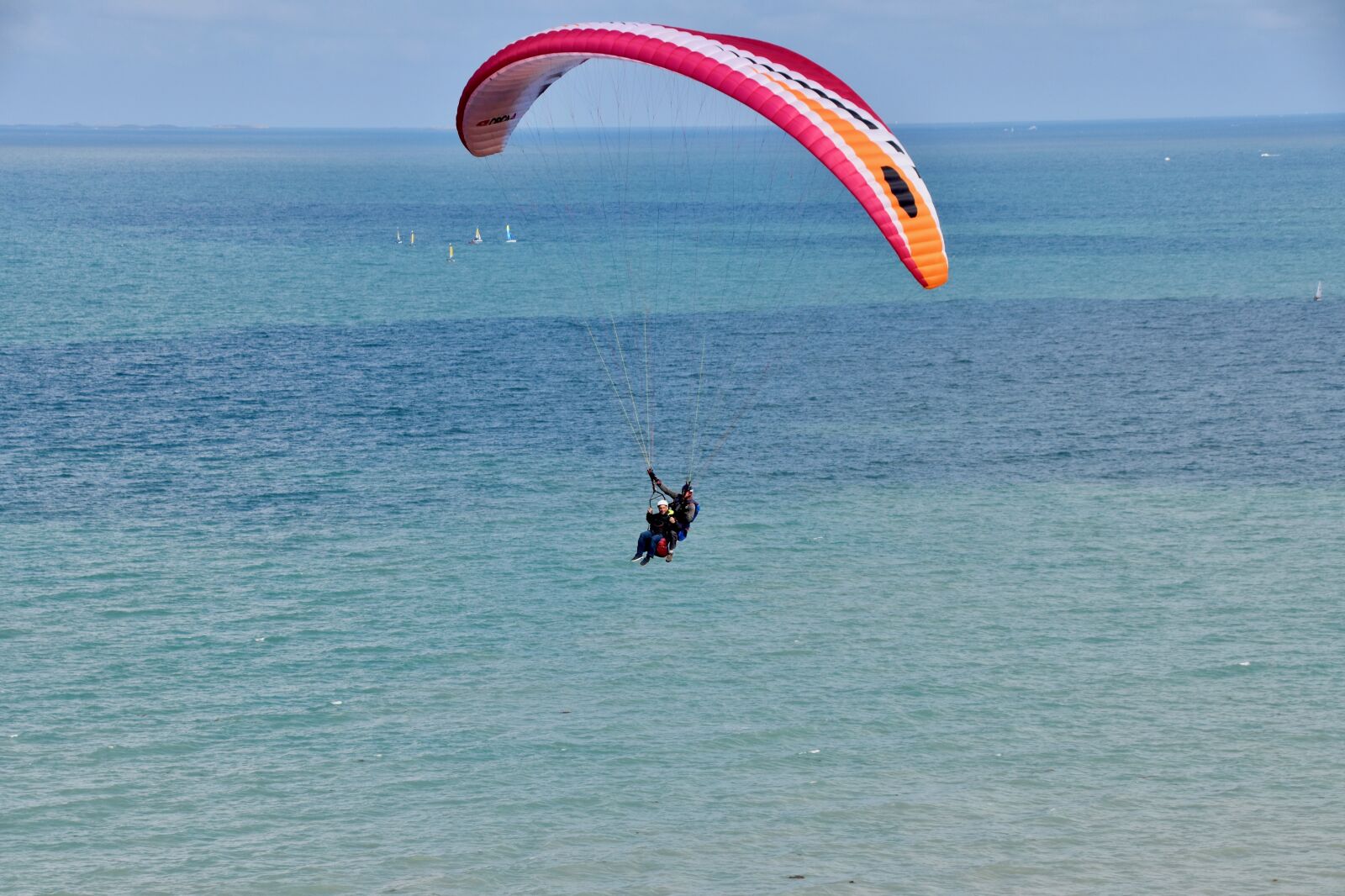 Nikon D5600 sample photo. Paragliding, paraglider, fly photography