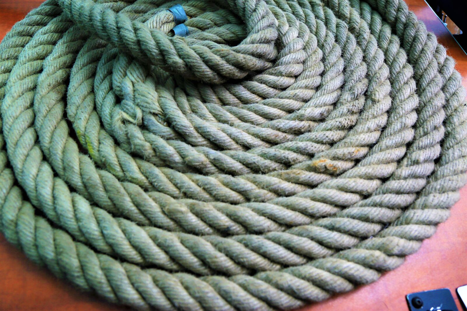 Canon EF 24-105mm F4L IS USM sample photo. Rope, ship, water photography