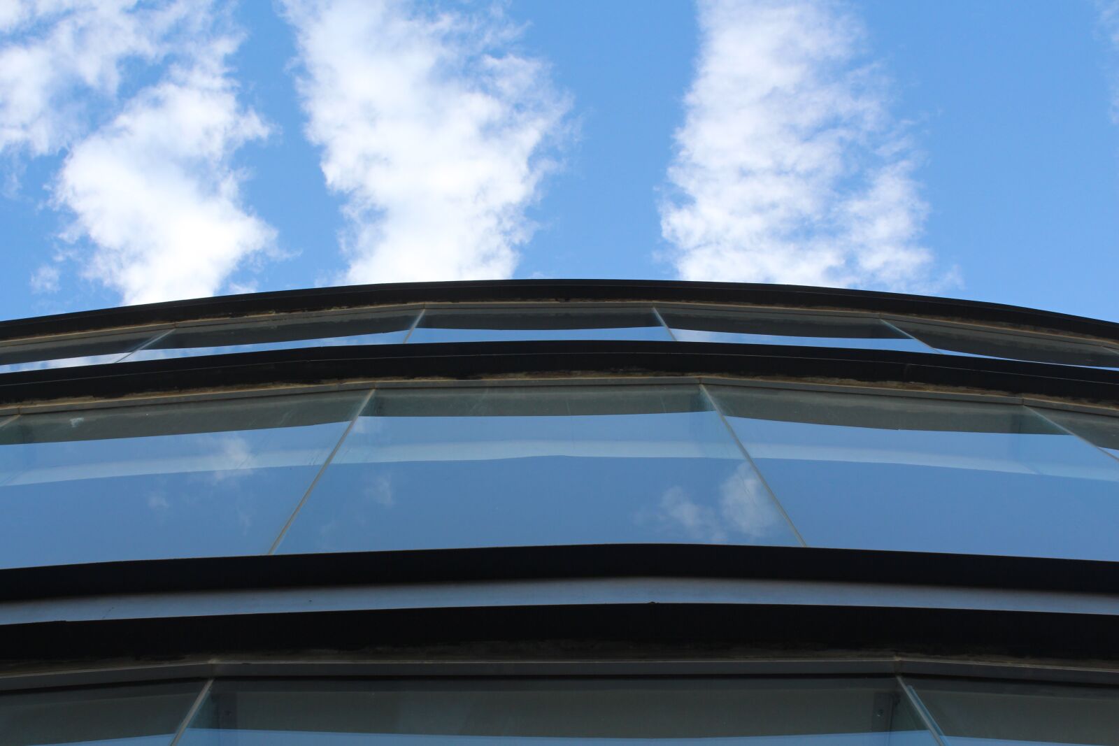 Canon EOS 650D (EOS Rebel T4i / EOS Kiss X6i) sample photo. Sky, blue, clouds photography