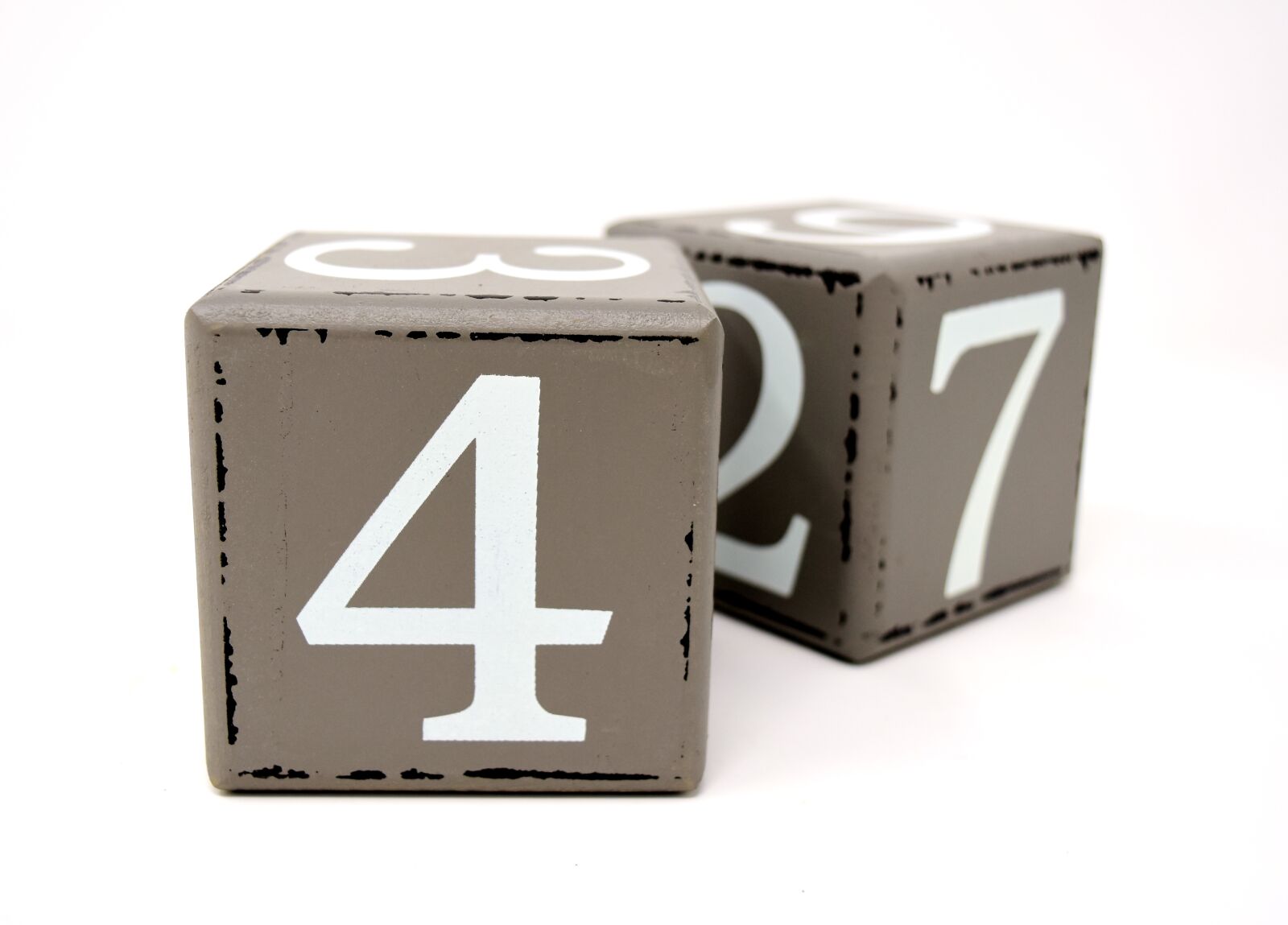 Nikon D7200 sample photo. Cube, pay, clogs photography