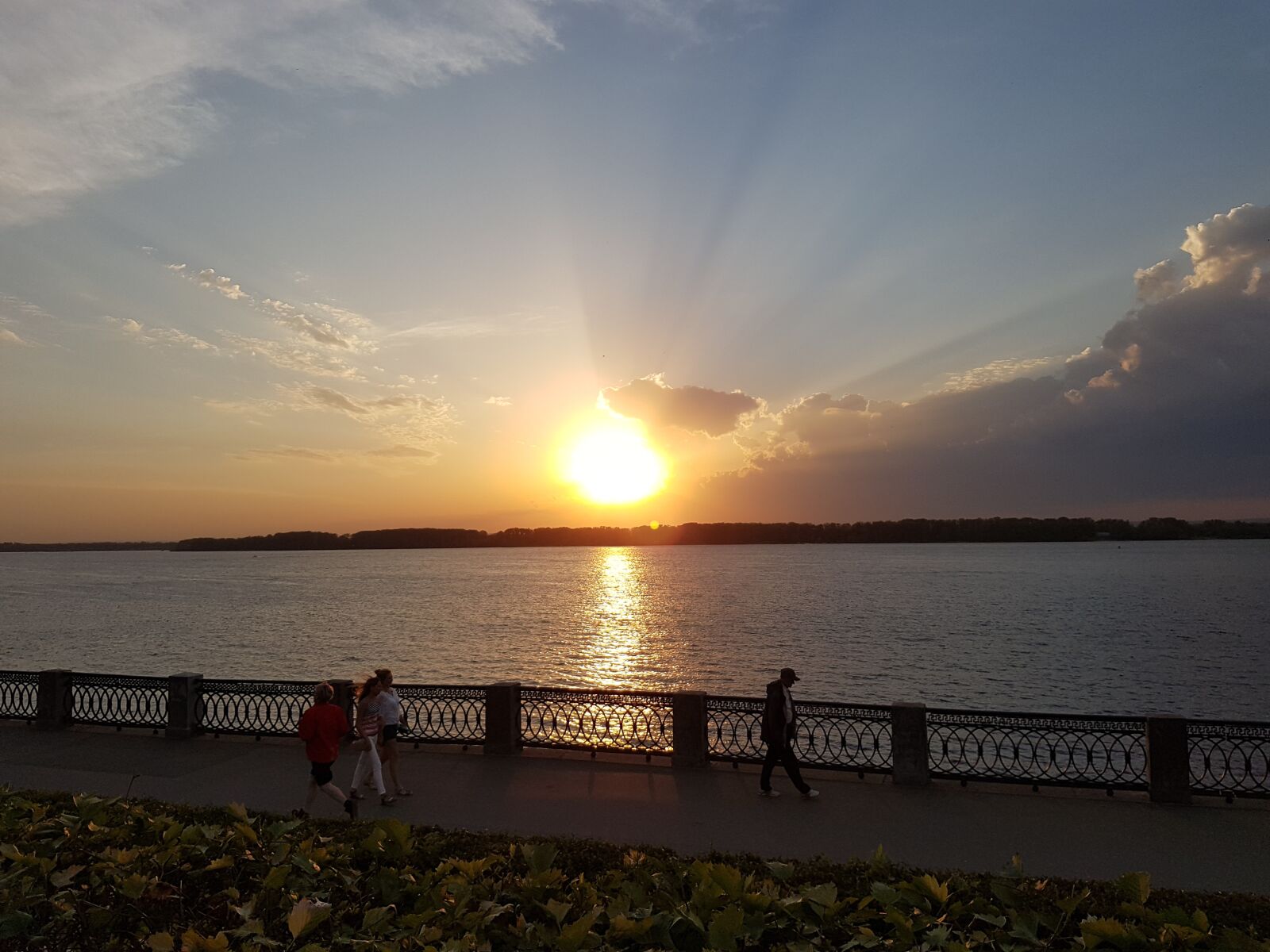 Samsung Galaxy S7 Edge sample photo. Samara, volga, sunset photography