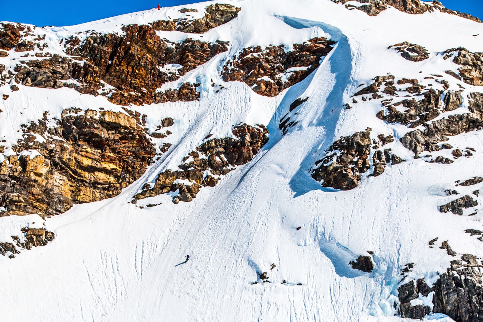 Canon EOS 70D sample photo. Extreme skiing, steep skiing photography