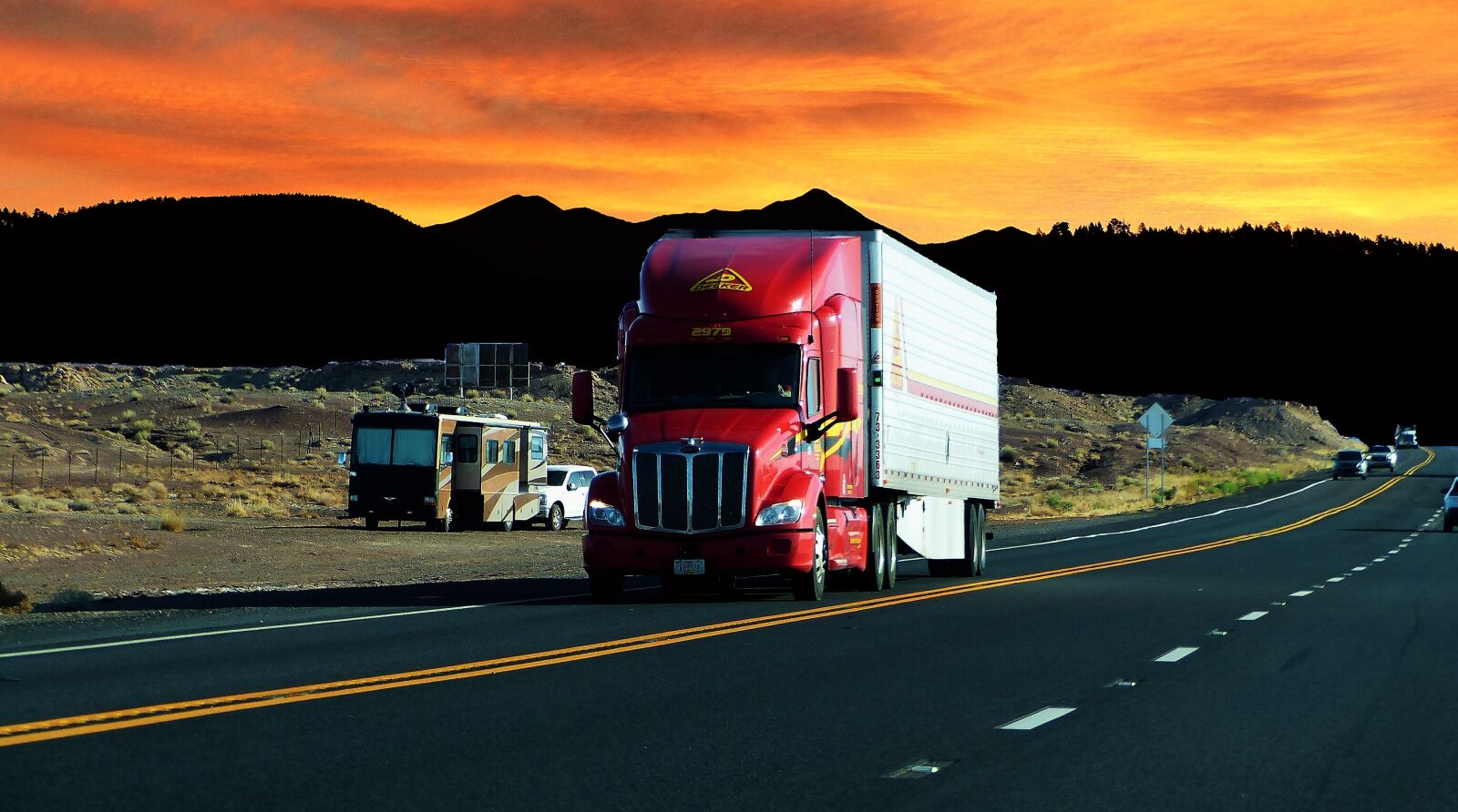 Panasonic Lumix DMC-FZ200 sample photo. Sunset, truck american, road photography