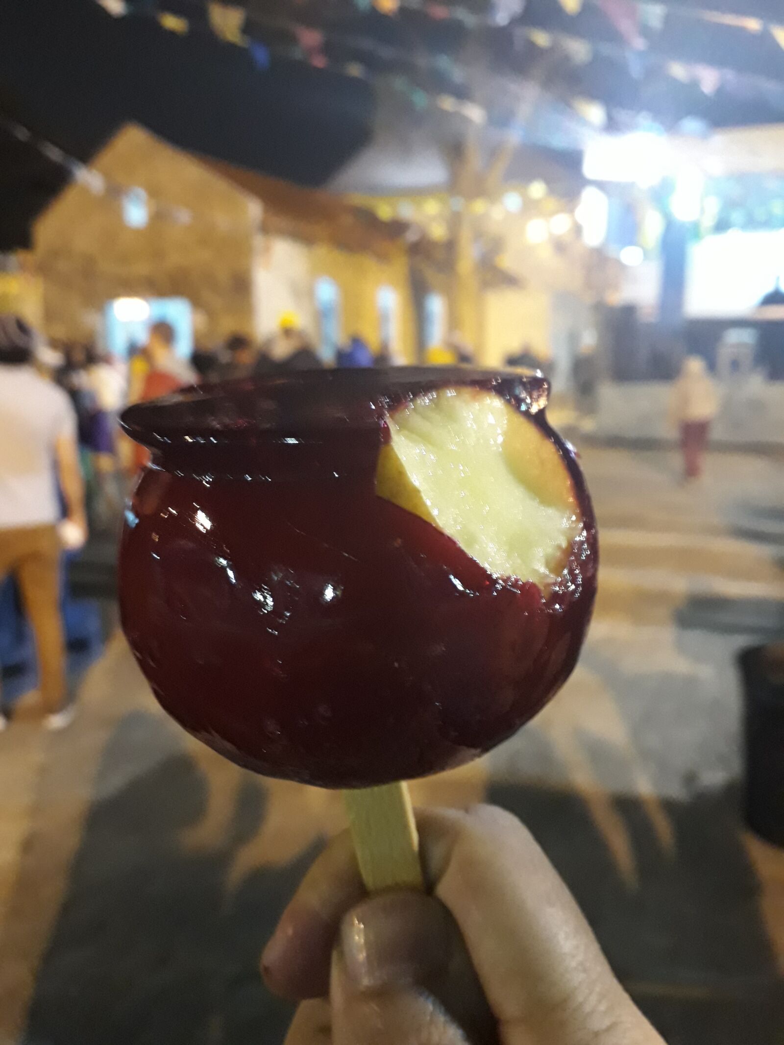Samsung Galaxy J7 Prime sample photo. Ma do amor, kirmess photography