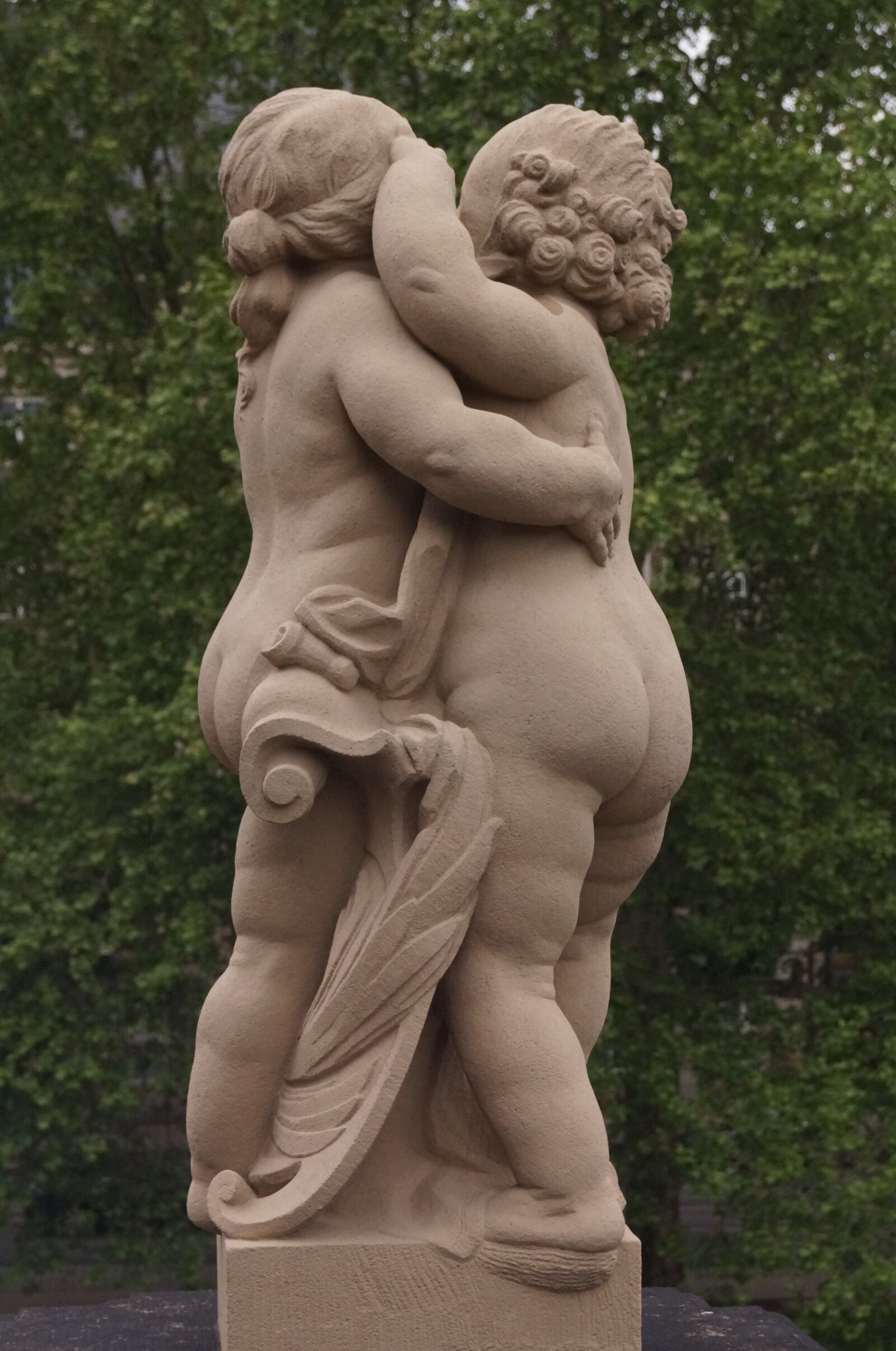 Sony SLT-A37 sample photo. Angel, cherub, stone photography