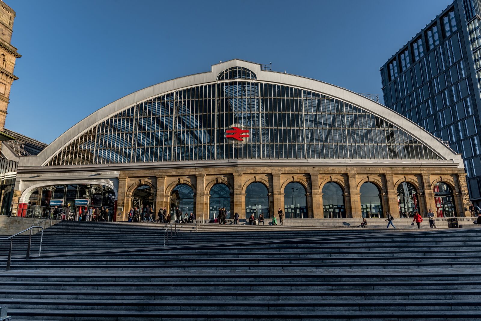 Nikon D750 sample photo. Liverpool, lime street, railway photography