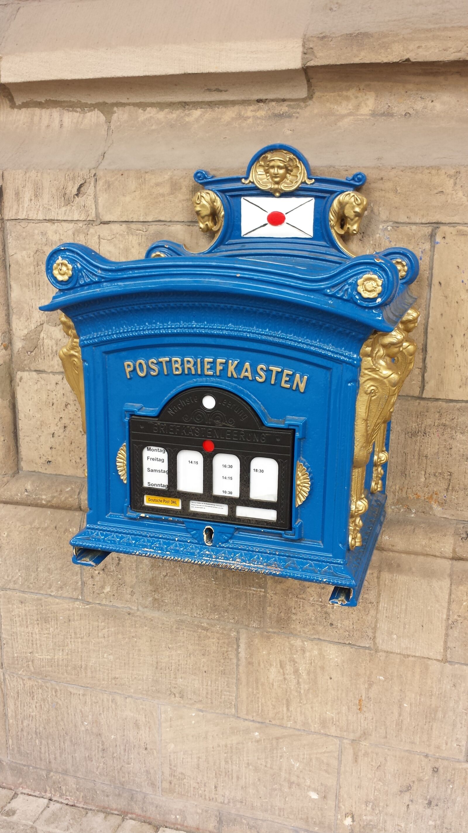 Samsung Galaxy S4 sample photo. Retro, old, mailbox photography