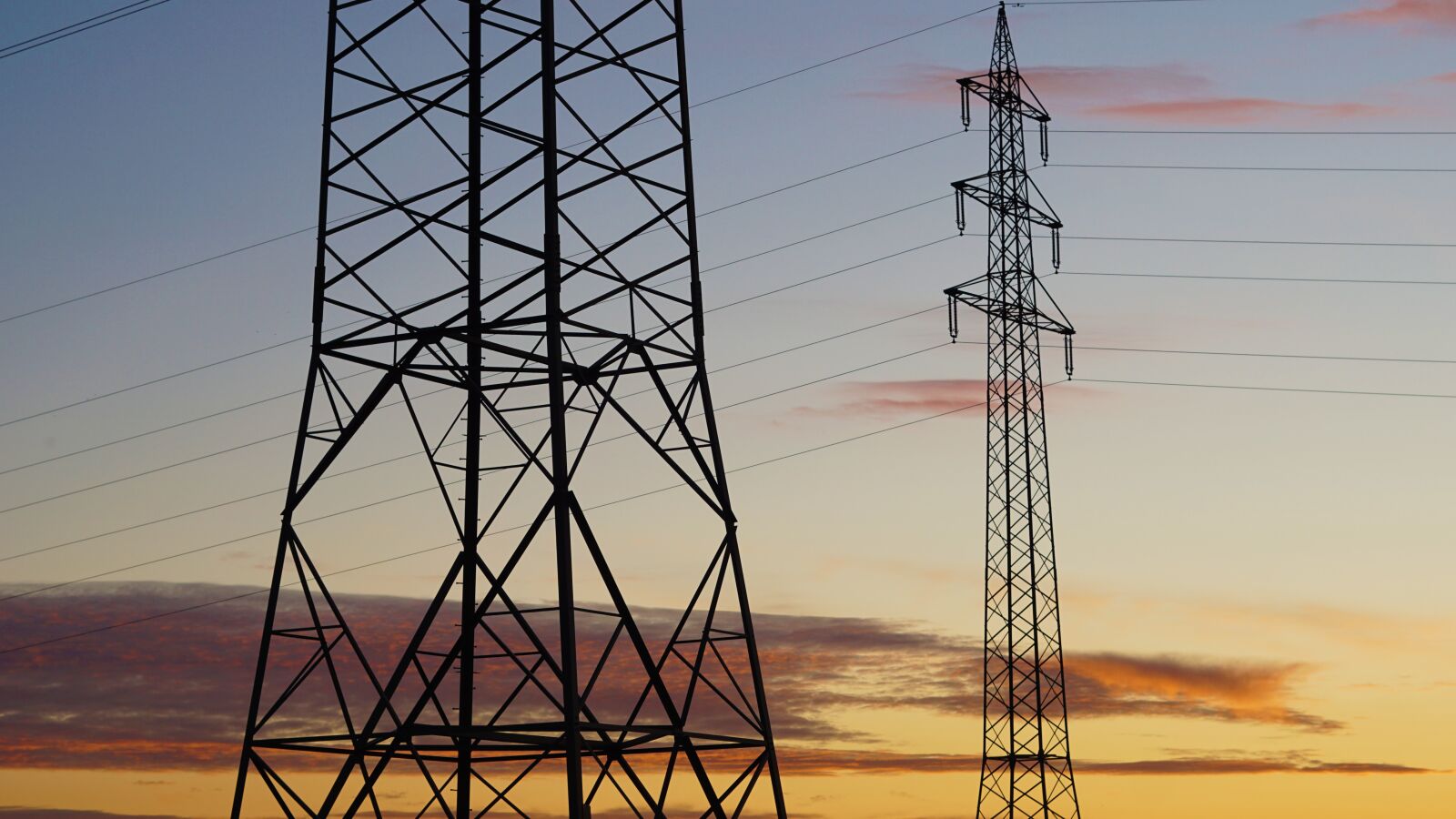 Sony a6000 sample photo. Pylon, strommast, energy photography