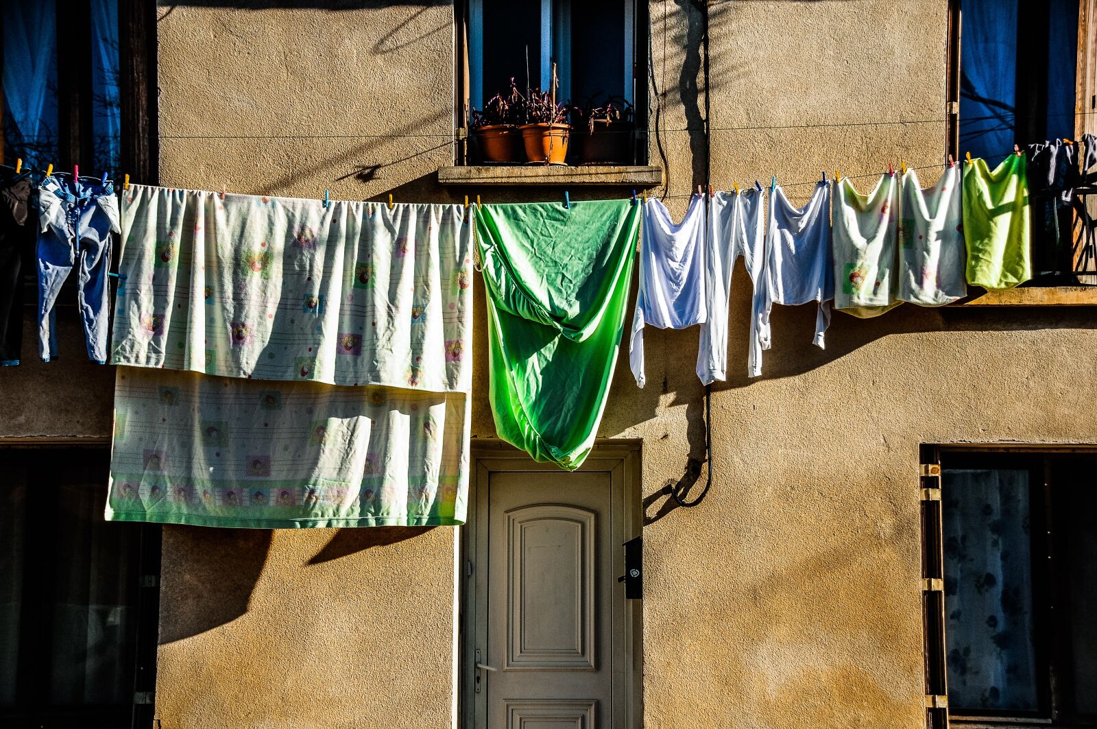 Nikon D300S sample photo. Hanging, architecture, washing line photography