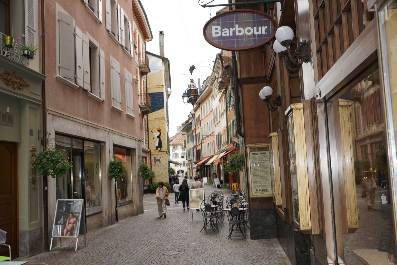 Sony DT 16-50mm F2.8 SSM sample photo. Vevey, switzerland, alley photography
