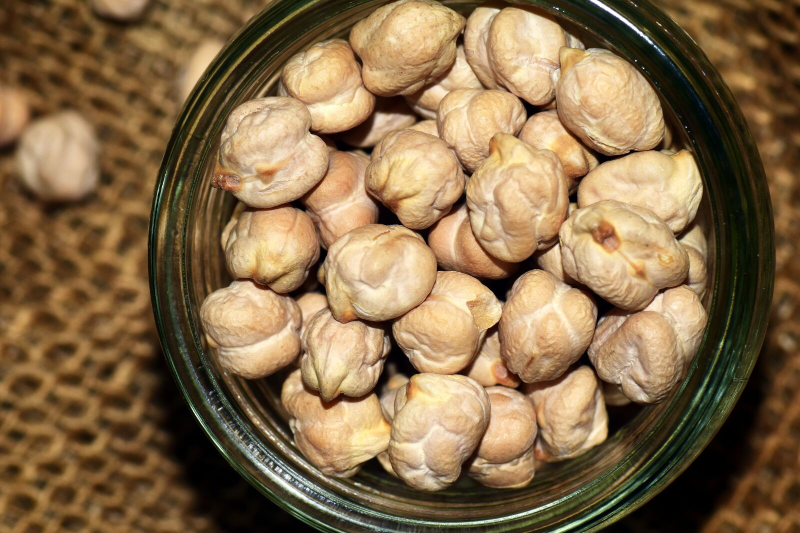 Nikon D3300 sample photo. Chickpeas, dry, legumes photography