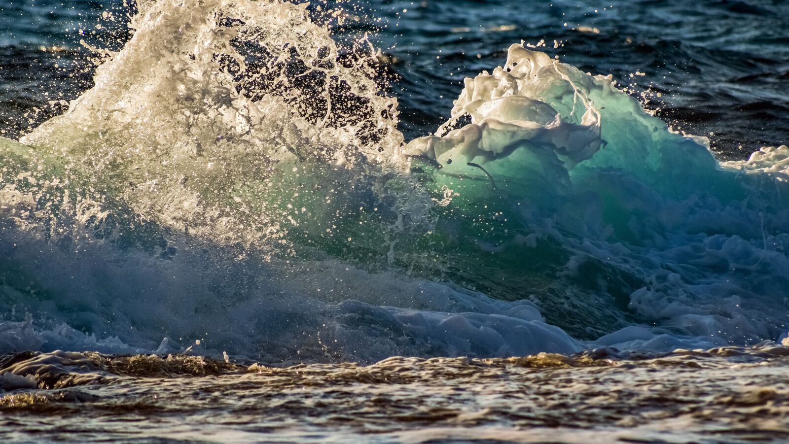 Nikon D3300 sample photo. Wave, surf, sea photography