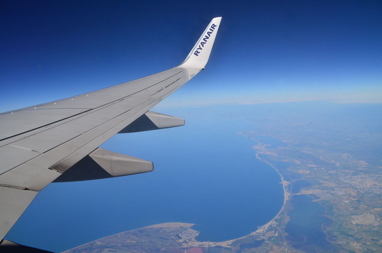 Nikon D5100 sample photo. Airplane, aircraft, flight photography