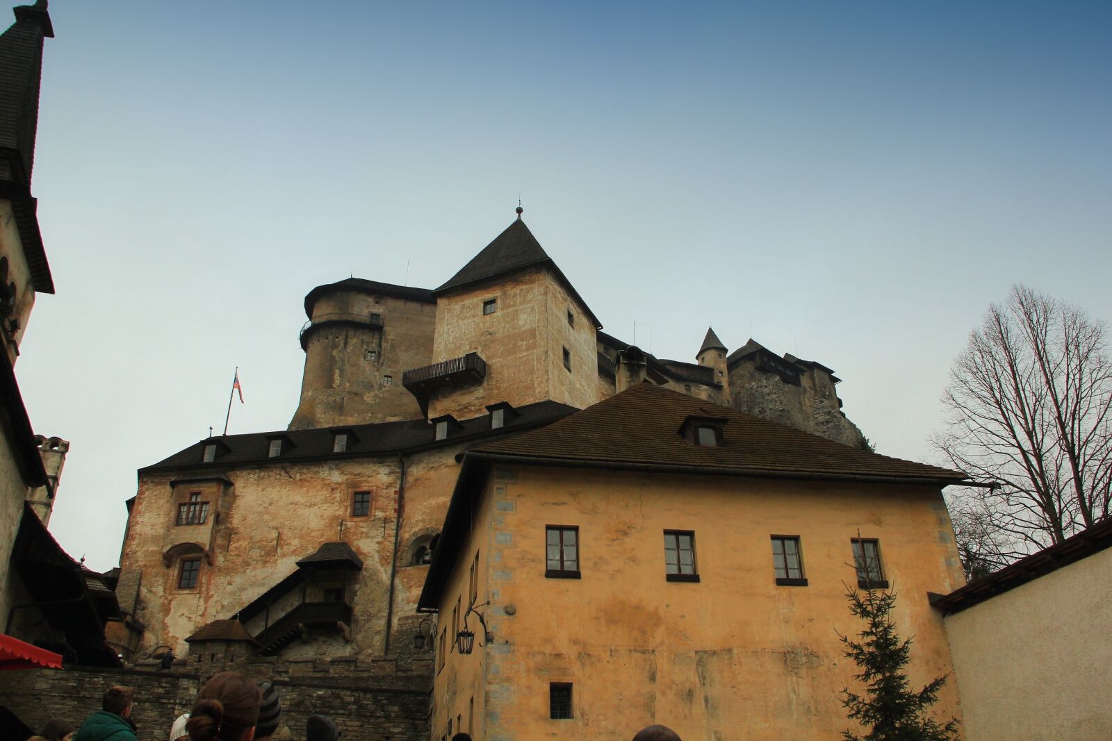Canon EOS 550D (EOS Rebel T2i / EOS Kiss X4) sample photo. Autumn, castle photography