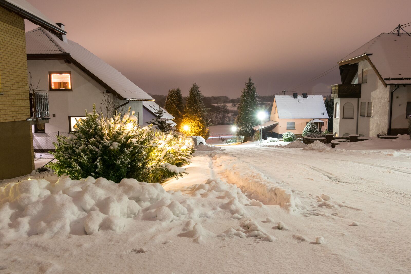 Canon EOS 80D sample photo. Winter, street, snow photography