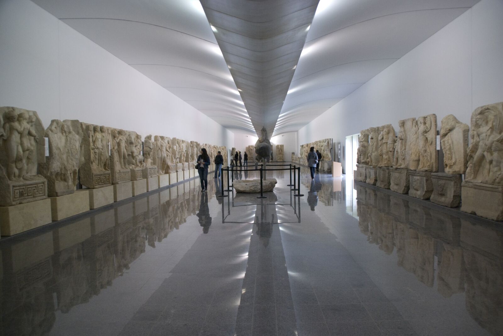 Nikon D60 sample photo. Museum, art, sculpture photography