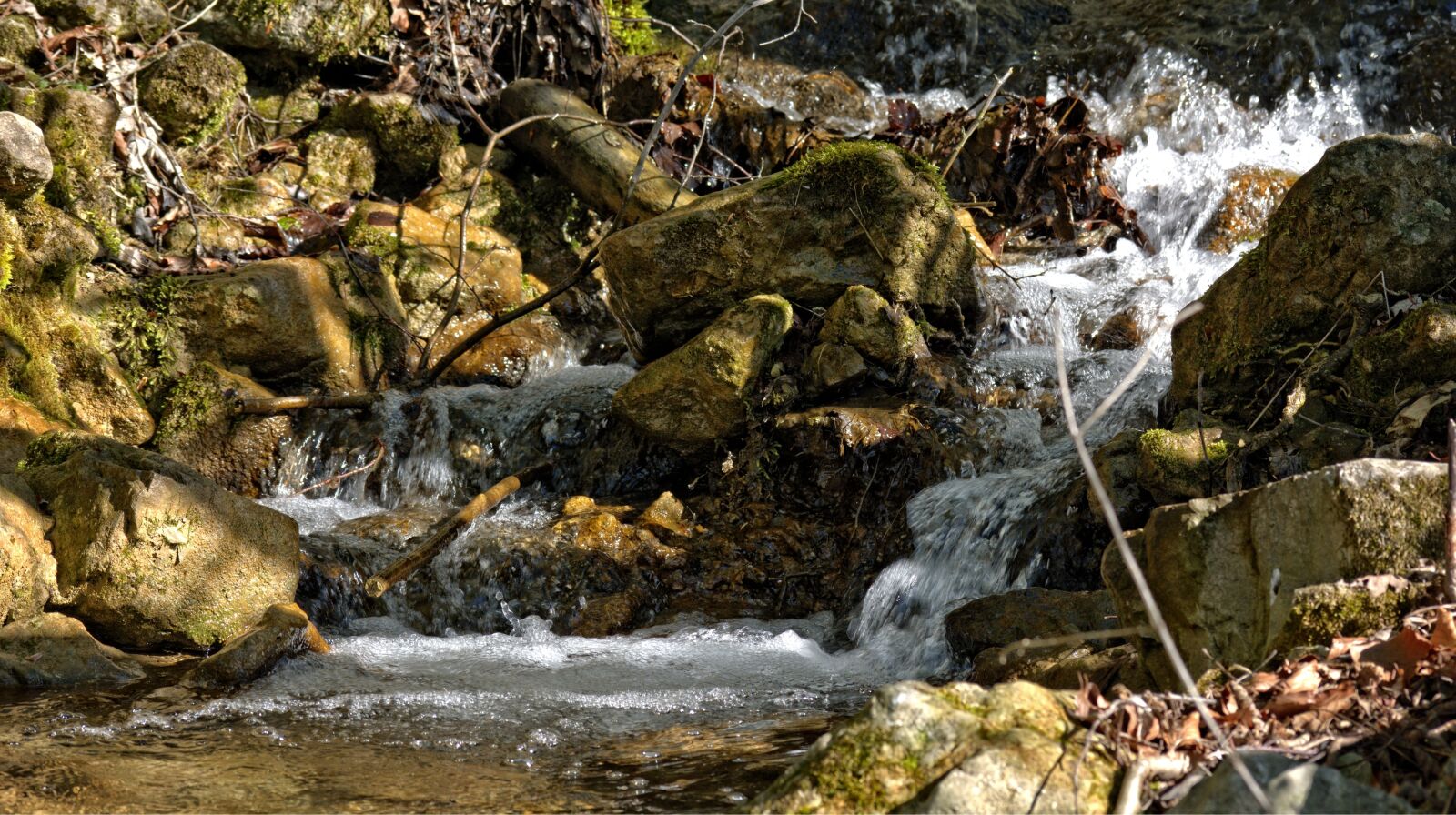 55.0-200.0mm f/4.0-f/5.6 sample photo. Creek, nature, water photography