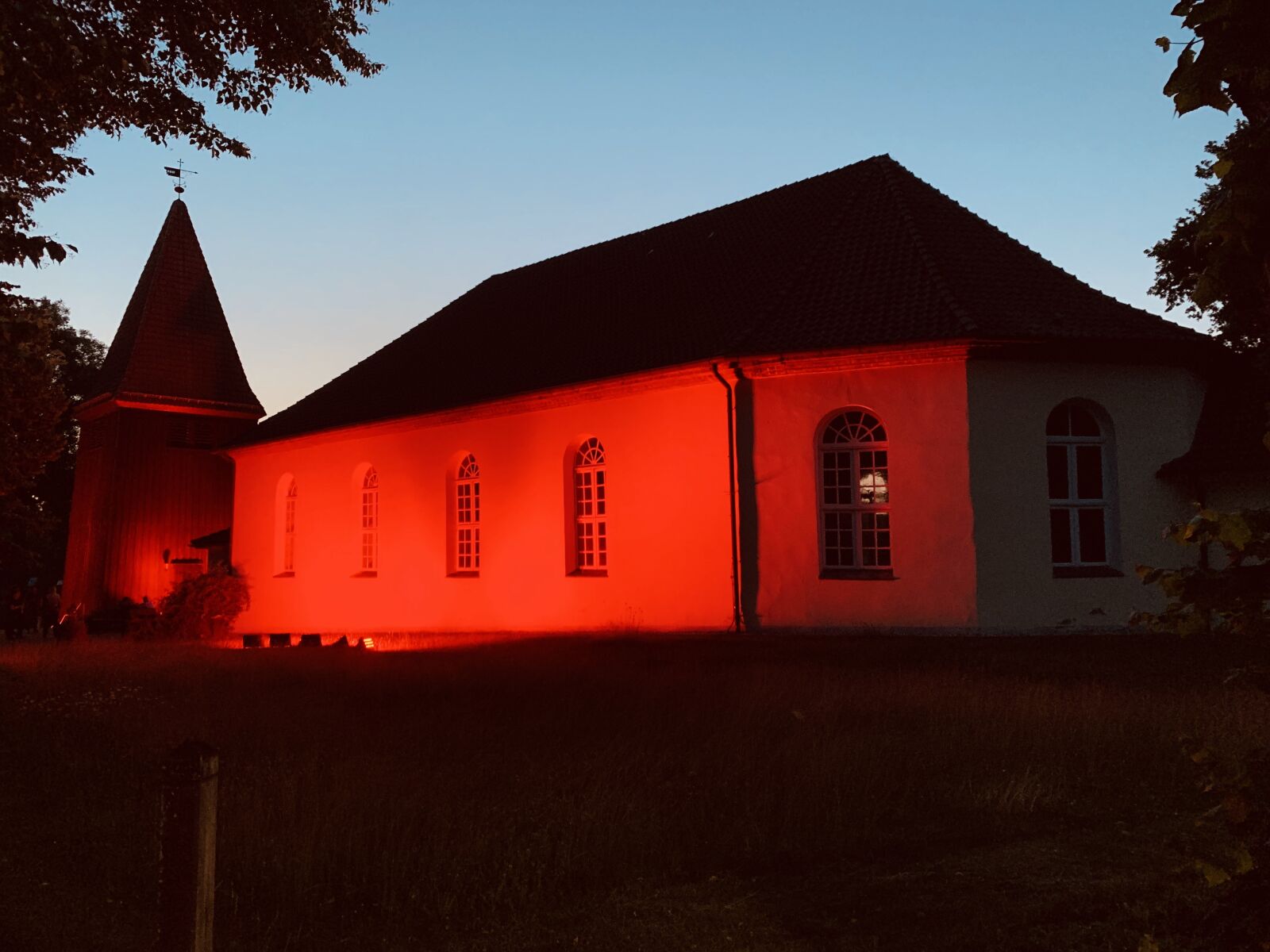 iPhone XS back dual camera 4.25mm f/1.8 sample photo. Church, red, pentecost photography