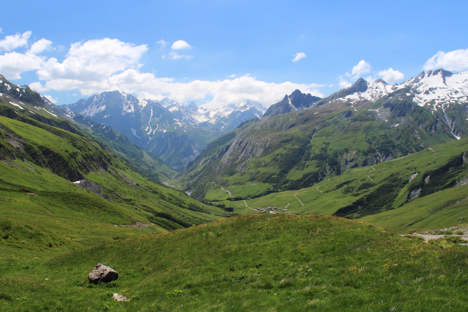 Canon EOS 600D (Rebel EOS T3i / EOS Kiss X5) sample photo. Mont blanc, tour mont photography