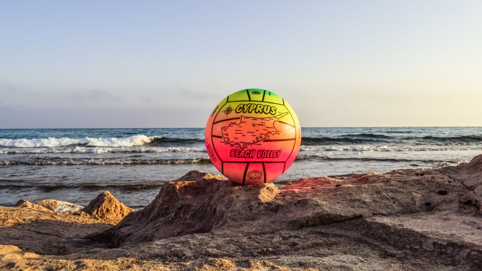 Nikon D3300 sample photo. Ball, beach, summer photography