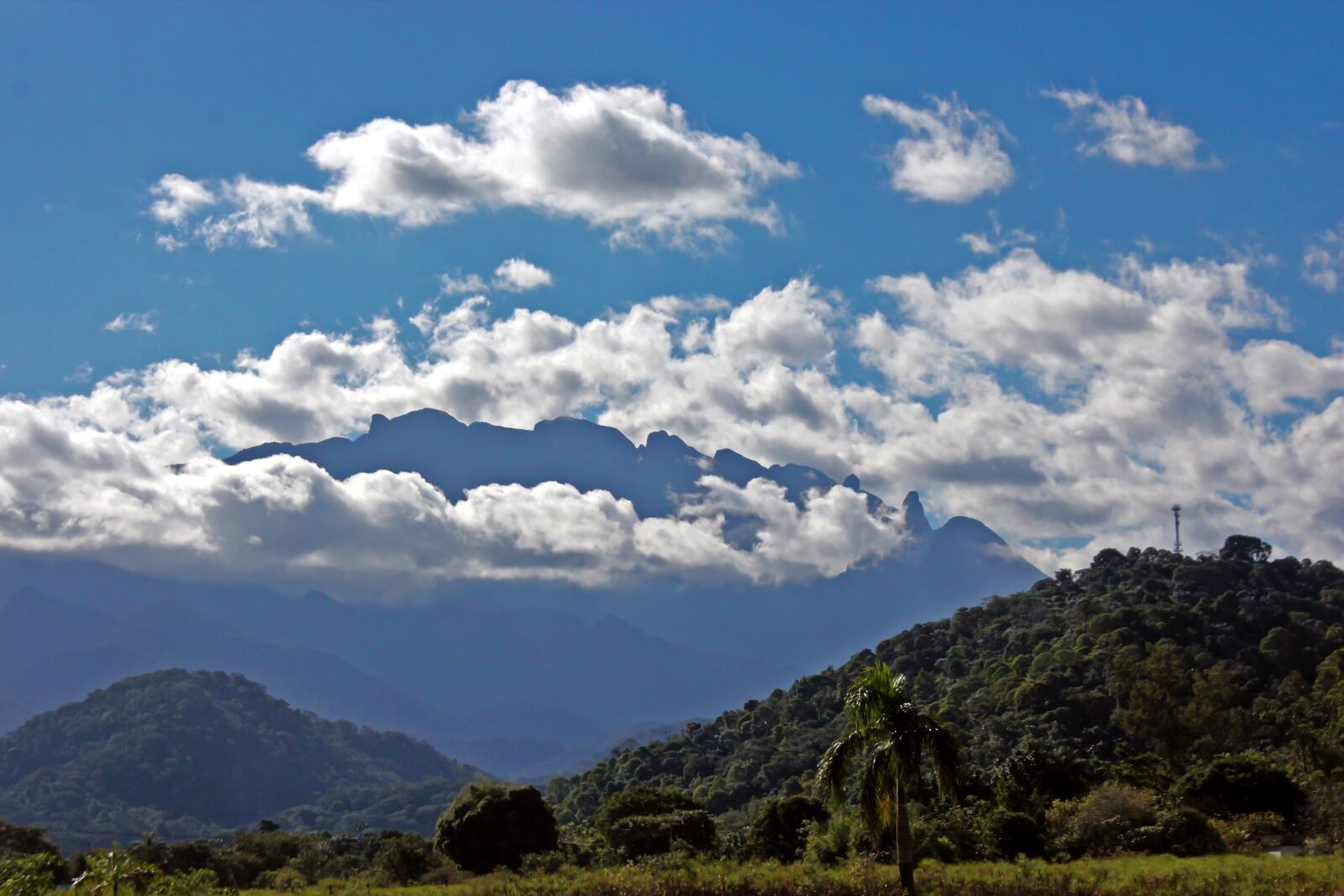 Canon EOS 600D (Rebel EOS T3i / EOS Kiss X5) sample photo. Landscape, mountain, nature photography