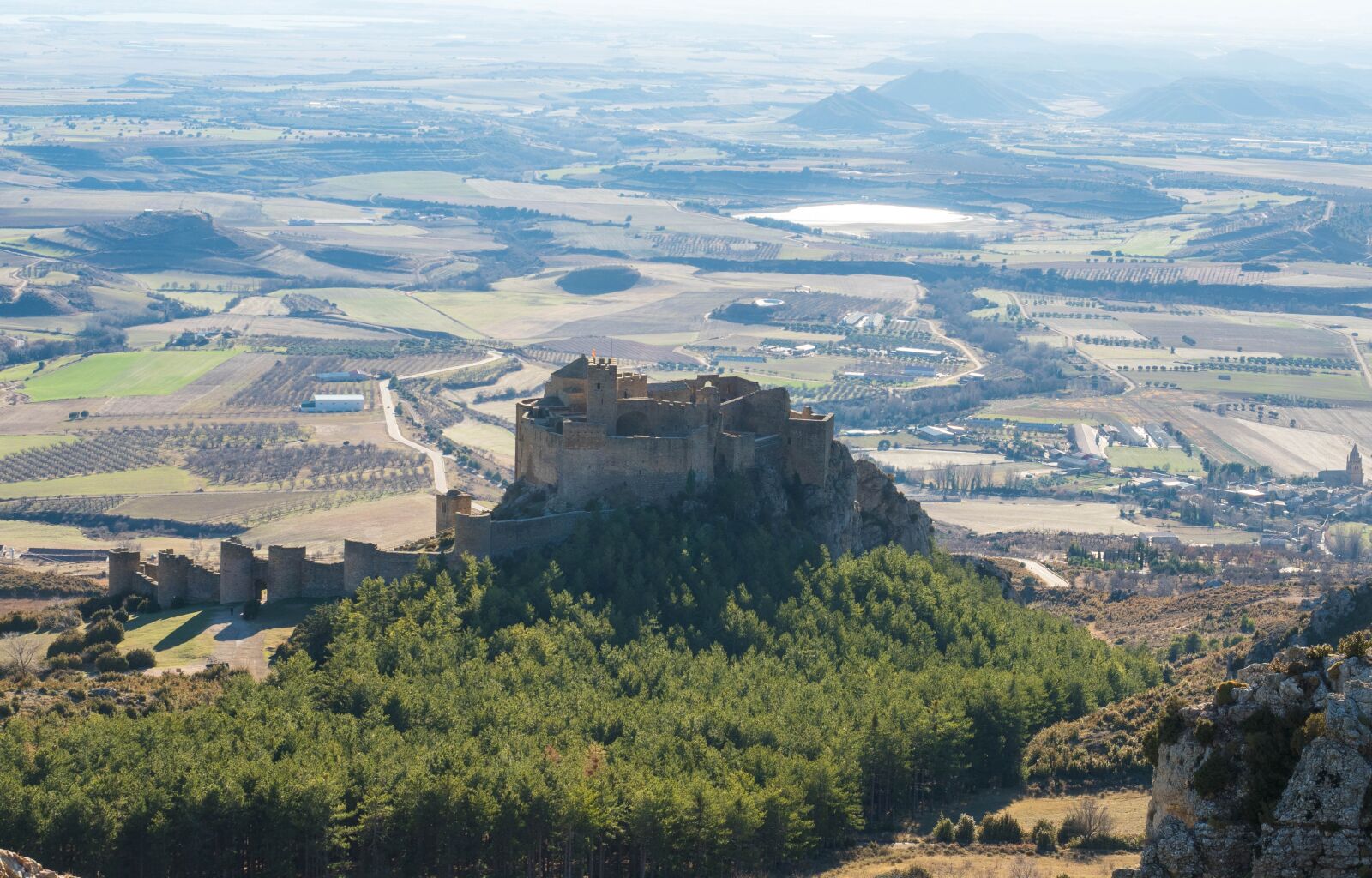 Olympus OM-D E-M5 II + Olympus M.Zuiko Digital ED 12-40mm F2.8 Pro sample photo. Castle of loarre, panoramic photography
