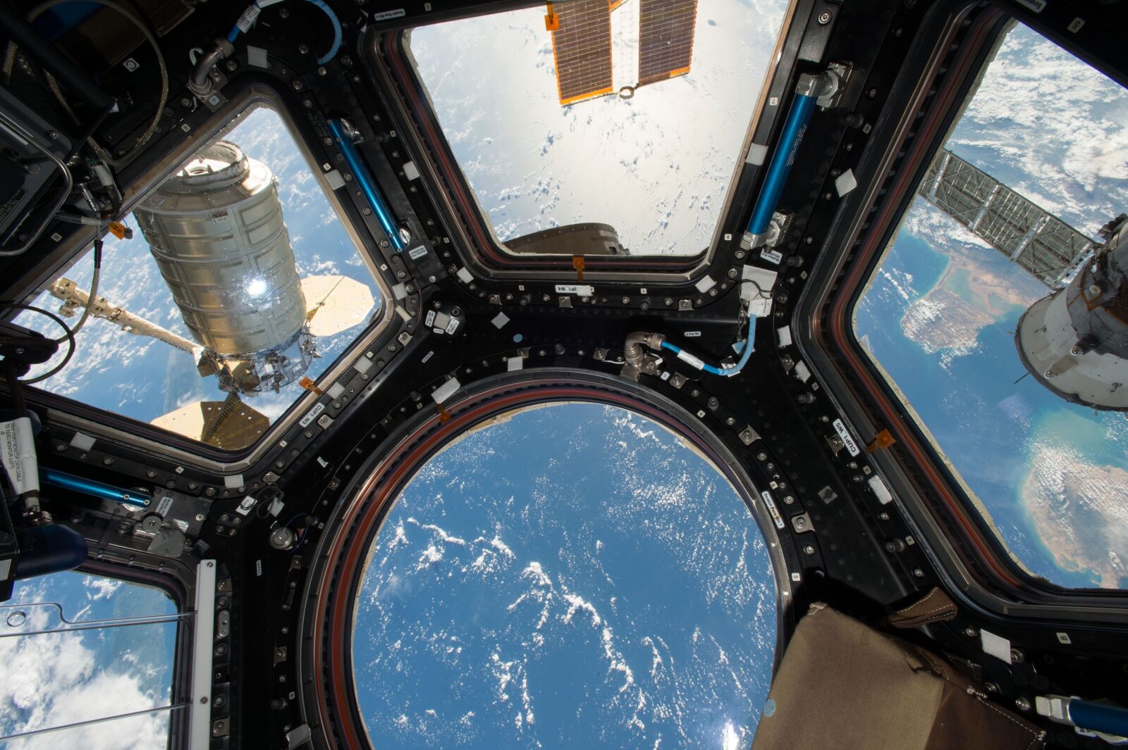Nikon D4 sample photo. Space, view, cupola photography