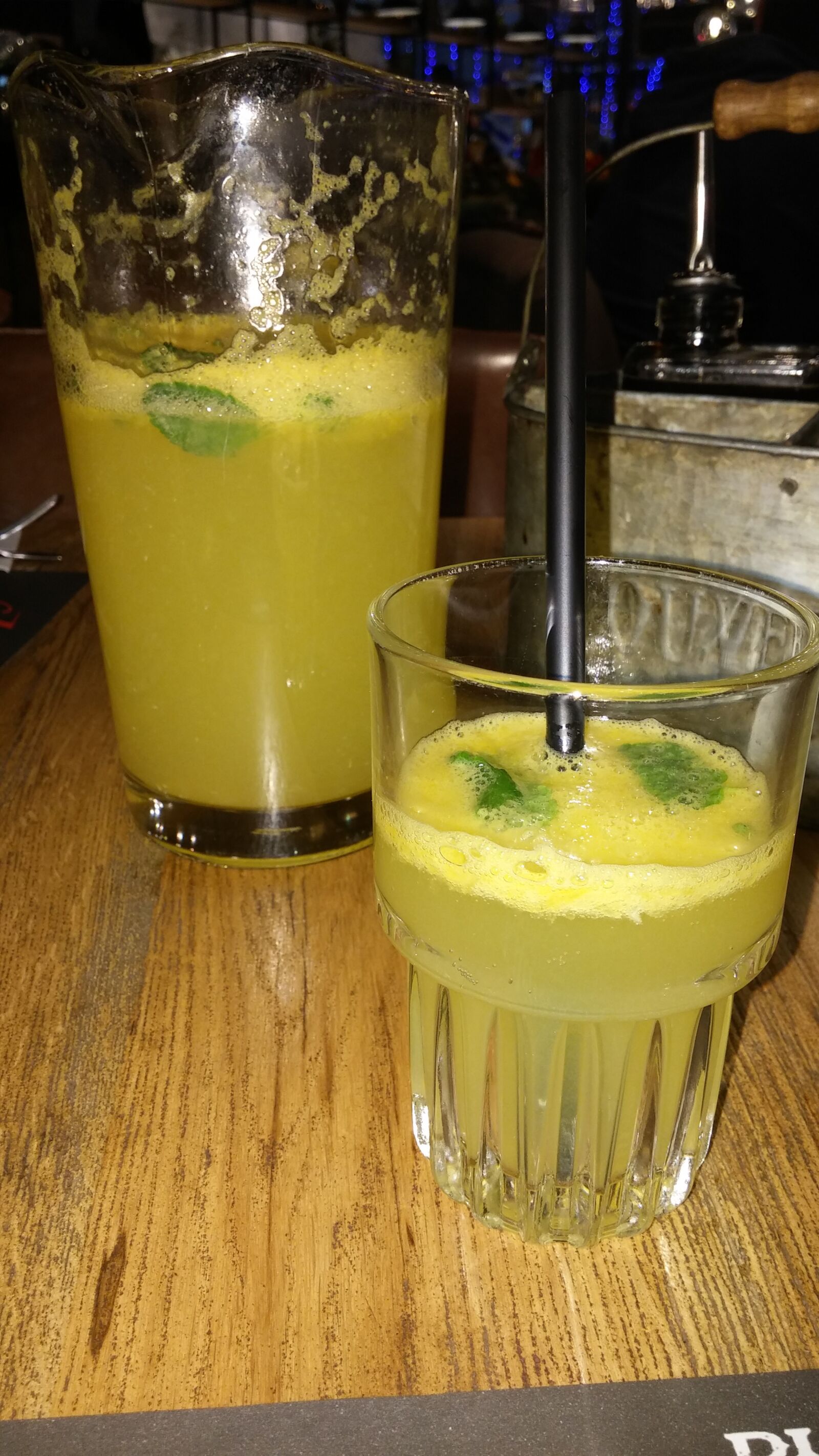 LG G3 sample photo. Lemonade, juice, drink photography