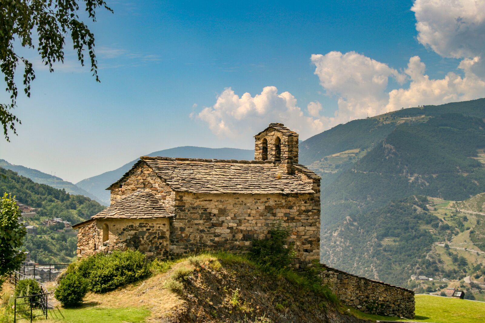 Canon EF-S 18-55mm F3.5-5.6 II sample photo. Andorra, pyrenees, mountains photography